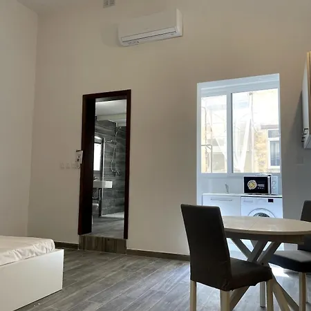 Σπίτι διακοπών The Old Mint House Sleeps 15 *