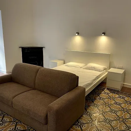 The Old Mint House Sleeps 15 Casa vacanze La Valletta