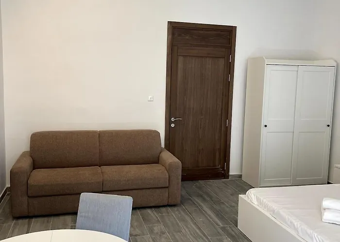 The Old Mint House Sleeps 15 Tatil Evi *