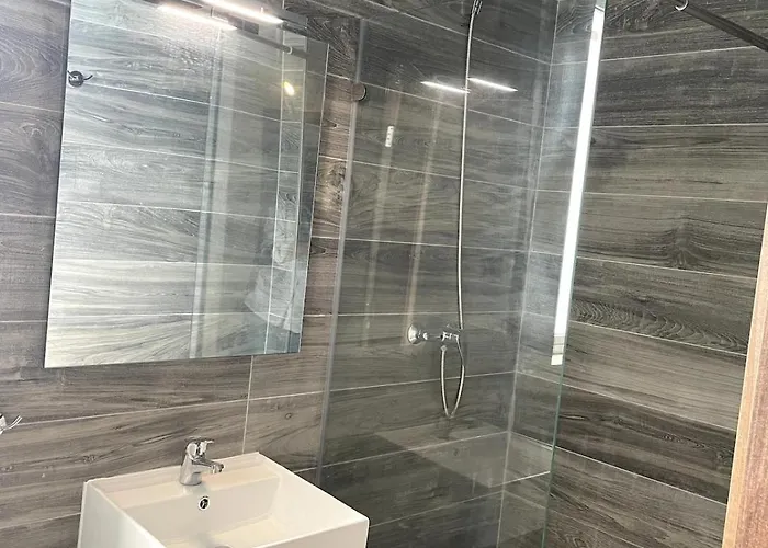 The Old Mint House Sleeps 15 Tatil Evi *